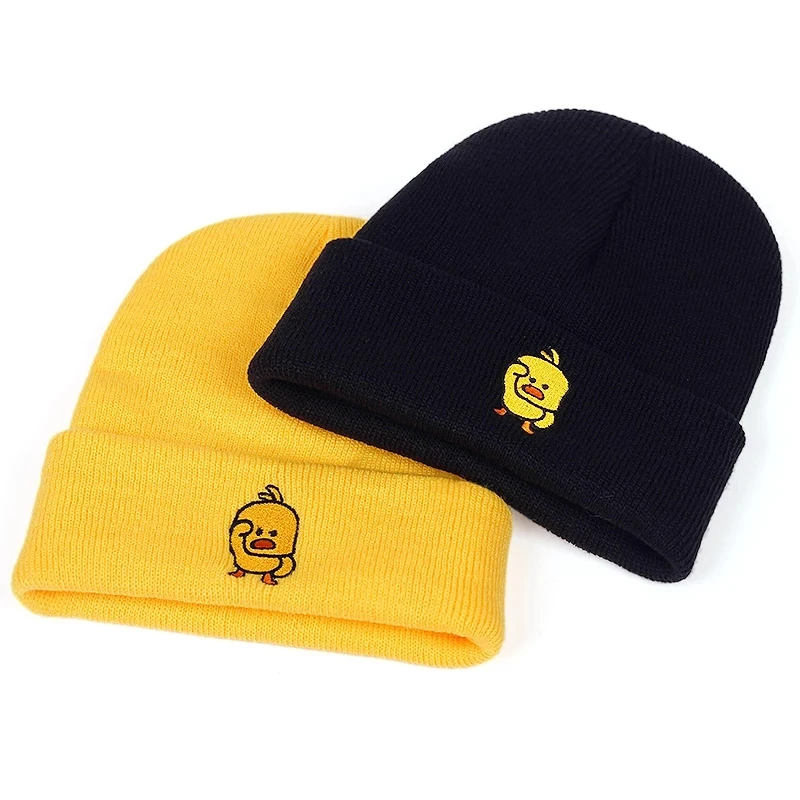 2021 Sonbahar ve Kış Erkekler ve Kadınlar Küçük Sarı Ördek Nakış Yün Şapka Açık Sıcak ve Soğuk Örme Şapka Bere Şapka Kapaklar