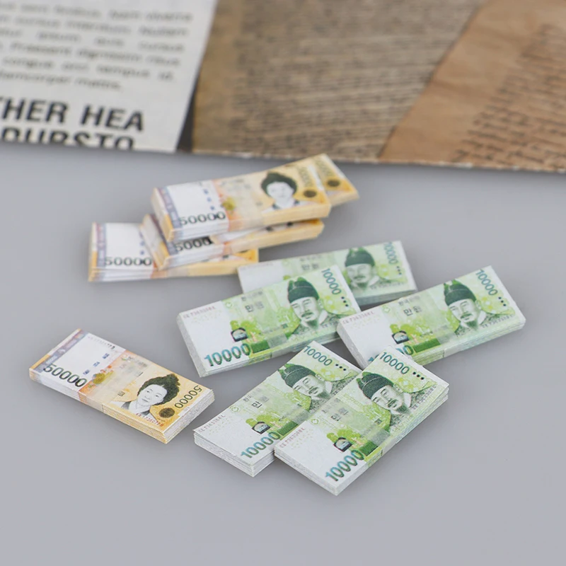 5 Adet/takım Yaratıcı Mini Kore Dolar Minyatür Banknotlar Dollhouse BJD Bebek evi Aksesuarları çocuk oyuncakları Hediyeler