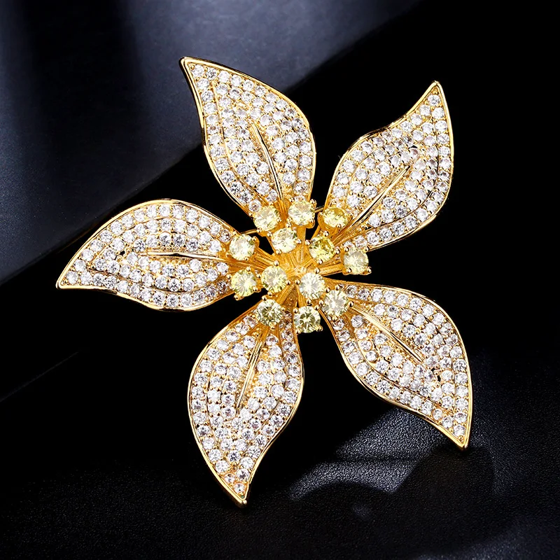 Güzel Zirkon Çiçek Broş Kadın Erkek Altın renk Elbise Broş düğün aksesuarı Taklidi yaka iğnesi Buket Takı