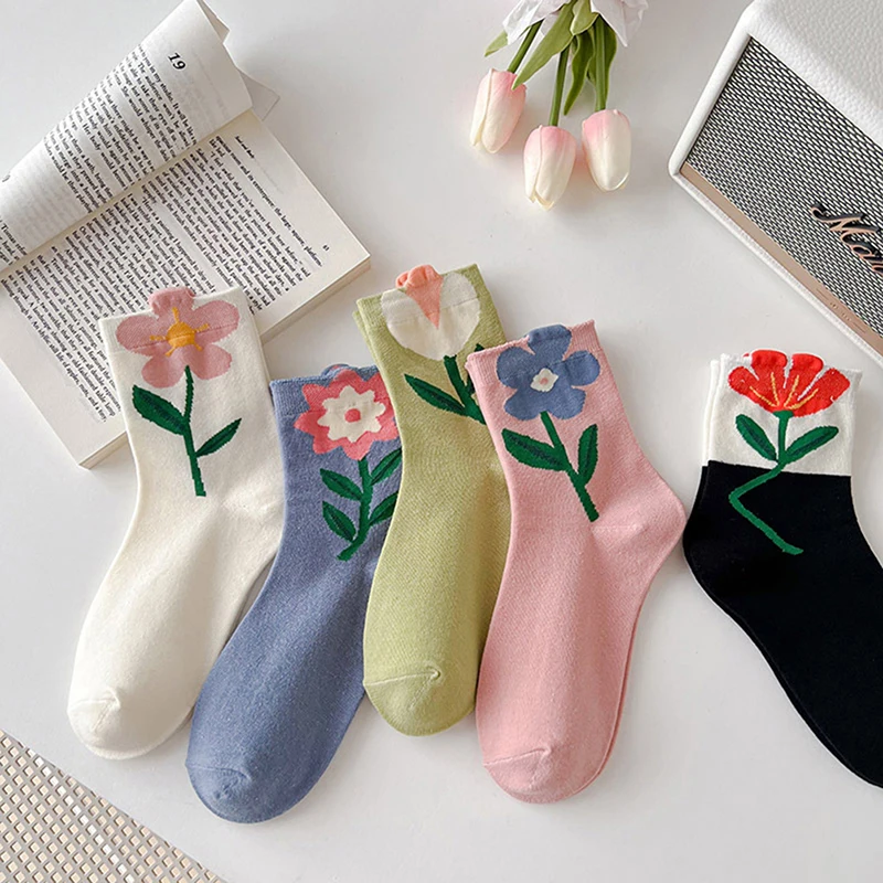 Kış Kadın Çorap Karikatür Çiçek Laleler Şeker Renk Harajuku Orta Tüp Çorap Yumuşak Nefes Rahat Kısa Çorap Pamuk Çorap