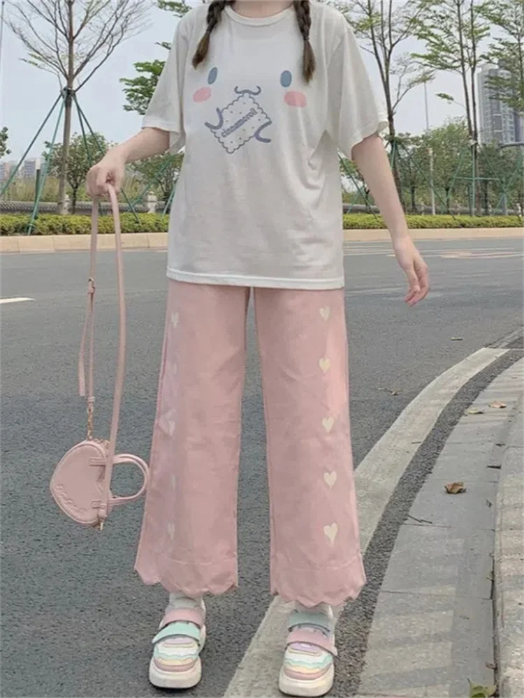 QWEEK Kawaii Pembe Geniş Bacak Pantolon Kadın Yumuşak Kız Kalp Baskı Pamuk Bej Pantolon Kadın Büyük Boy Gevşek Kore Moda